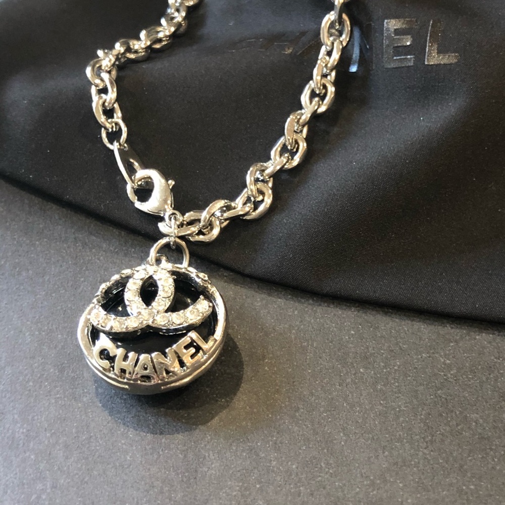 Chanel CC Logo Charm bracelet- Vintage